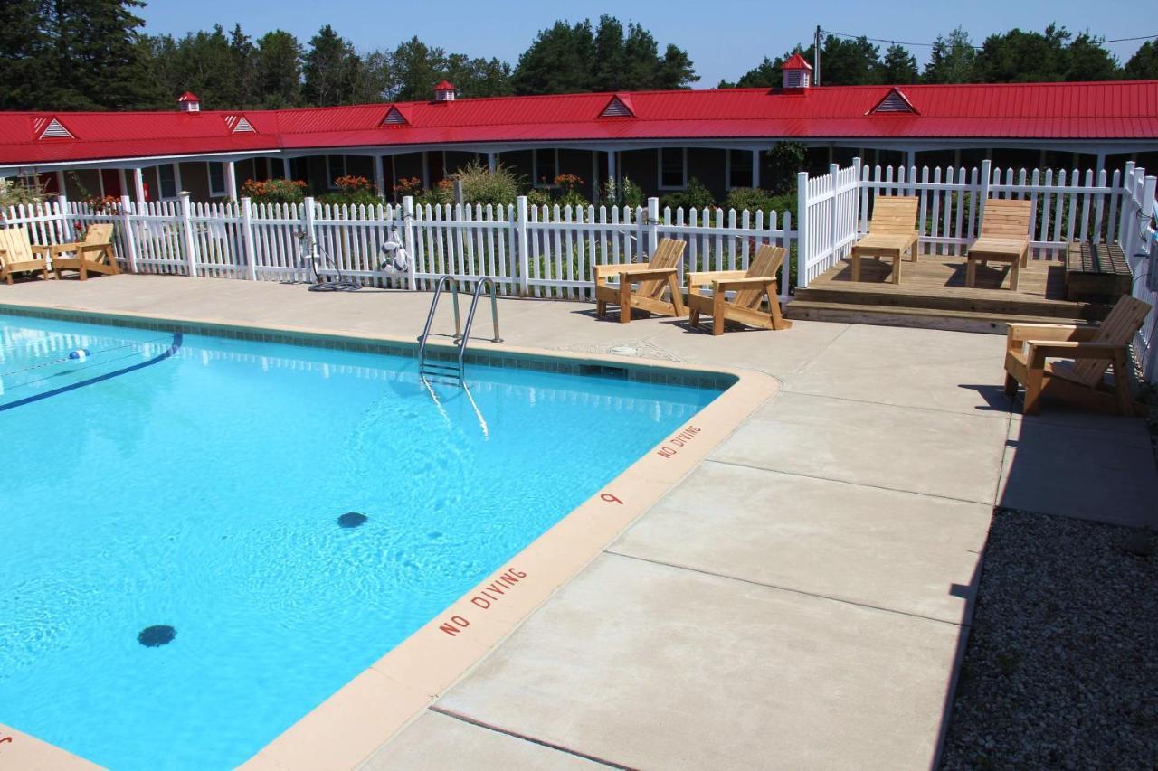 Mackinac Lake Trail Motel マッキノー・シティ 部屋 写真