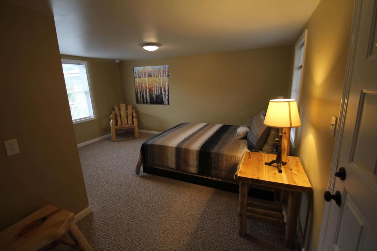 Mackinac Lake Trail Motel マッキノー・シティ 部屋 写真