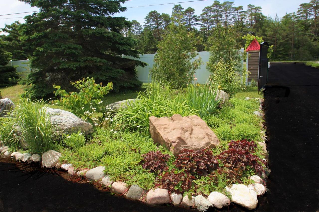 Mackinac Lake Trail Motel マッキノー・シティ 部屋 写真
